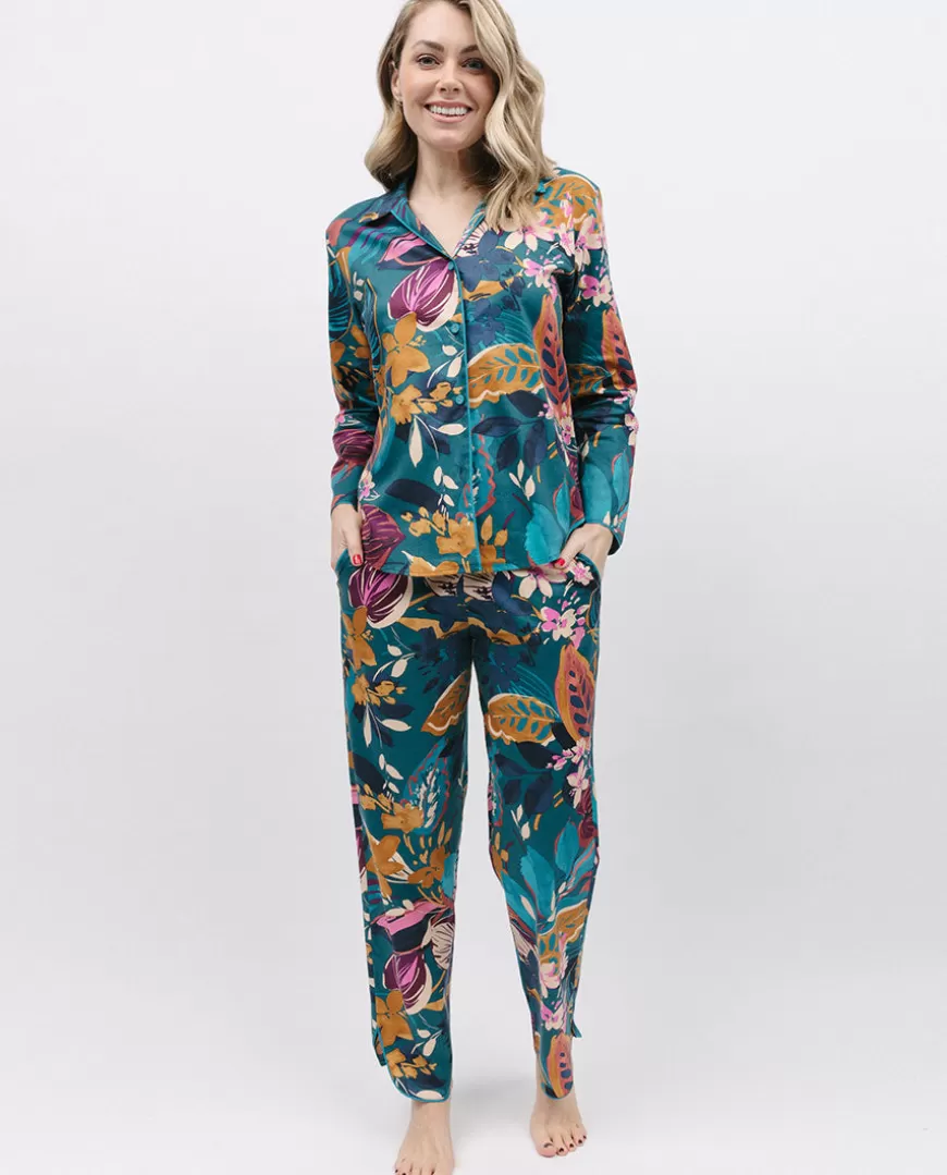 Maple Leaf Print Pyjama Set^Cyberjammies Fashion